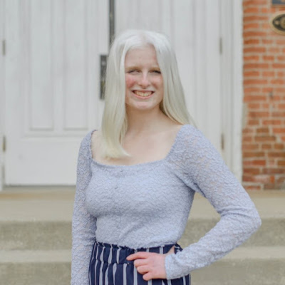 Meet your Posher, Mackenzie